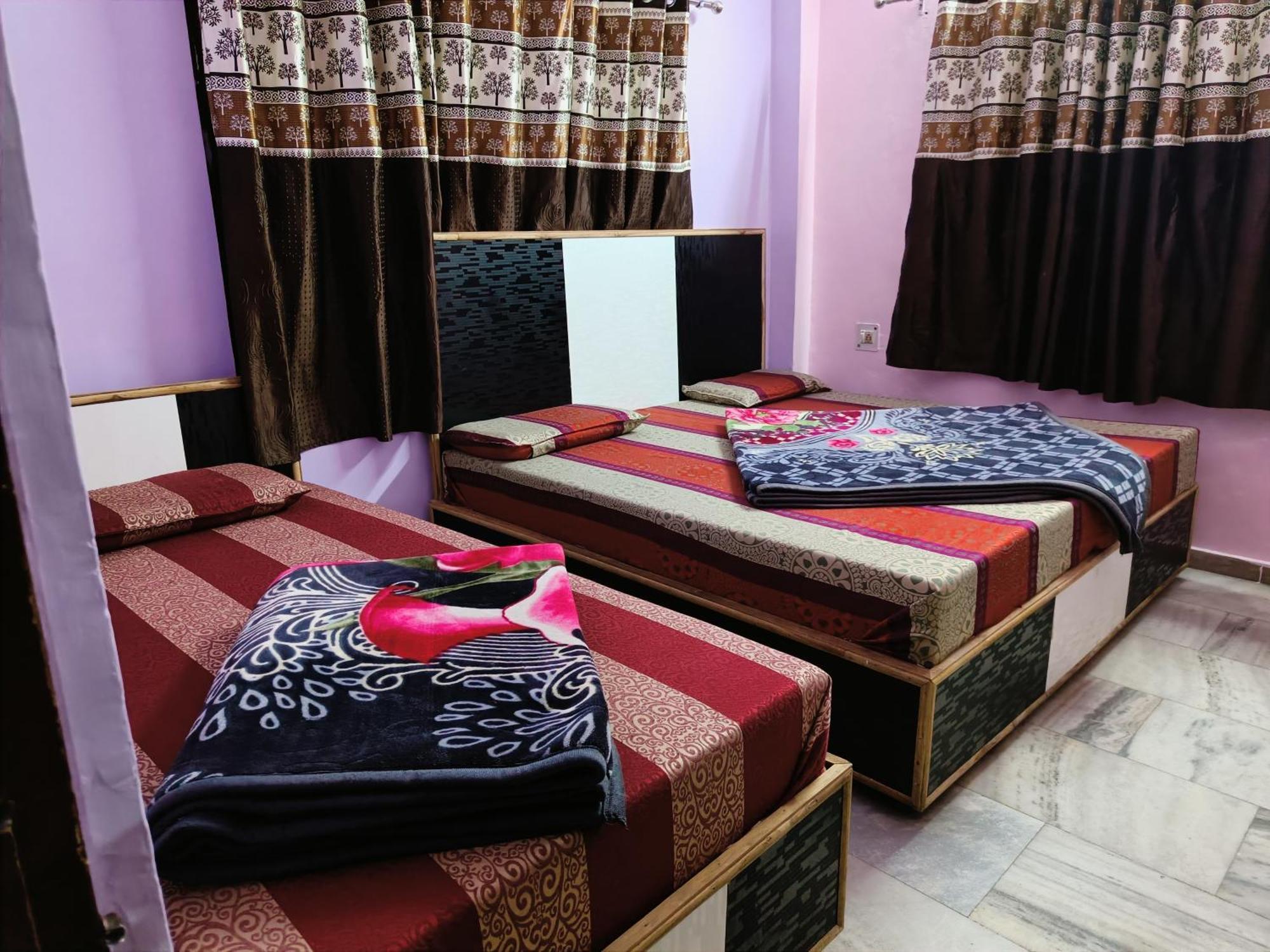 Hotel Hari Ganga - Harkipauri Road Haridwār Exterior photo