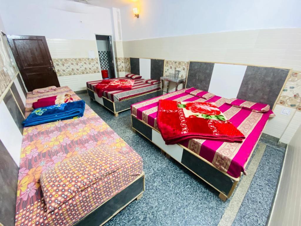Hotel Hari Ganga - Harkipauri Road Haridwār Exterior photo